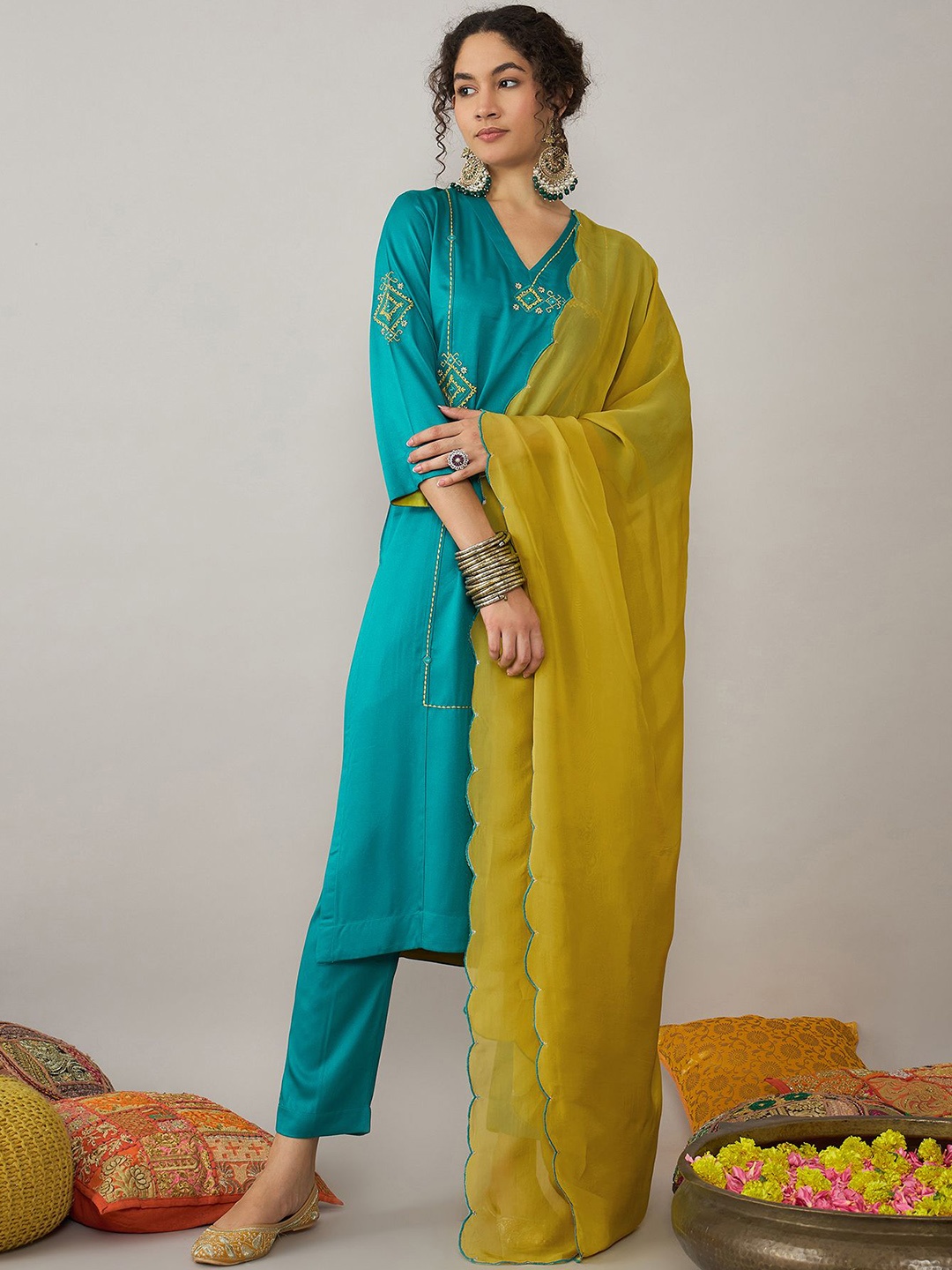 

STADO Geometric Self Design Organic Cotton Straight Kurta with Trousers & With Dupatta, Turquoise blue