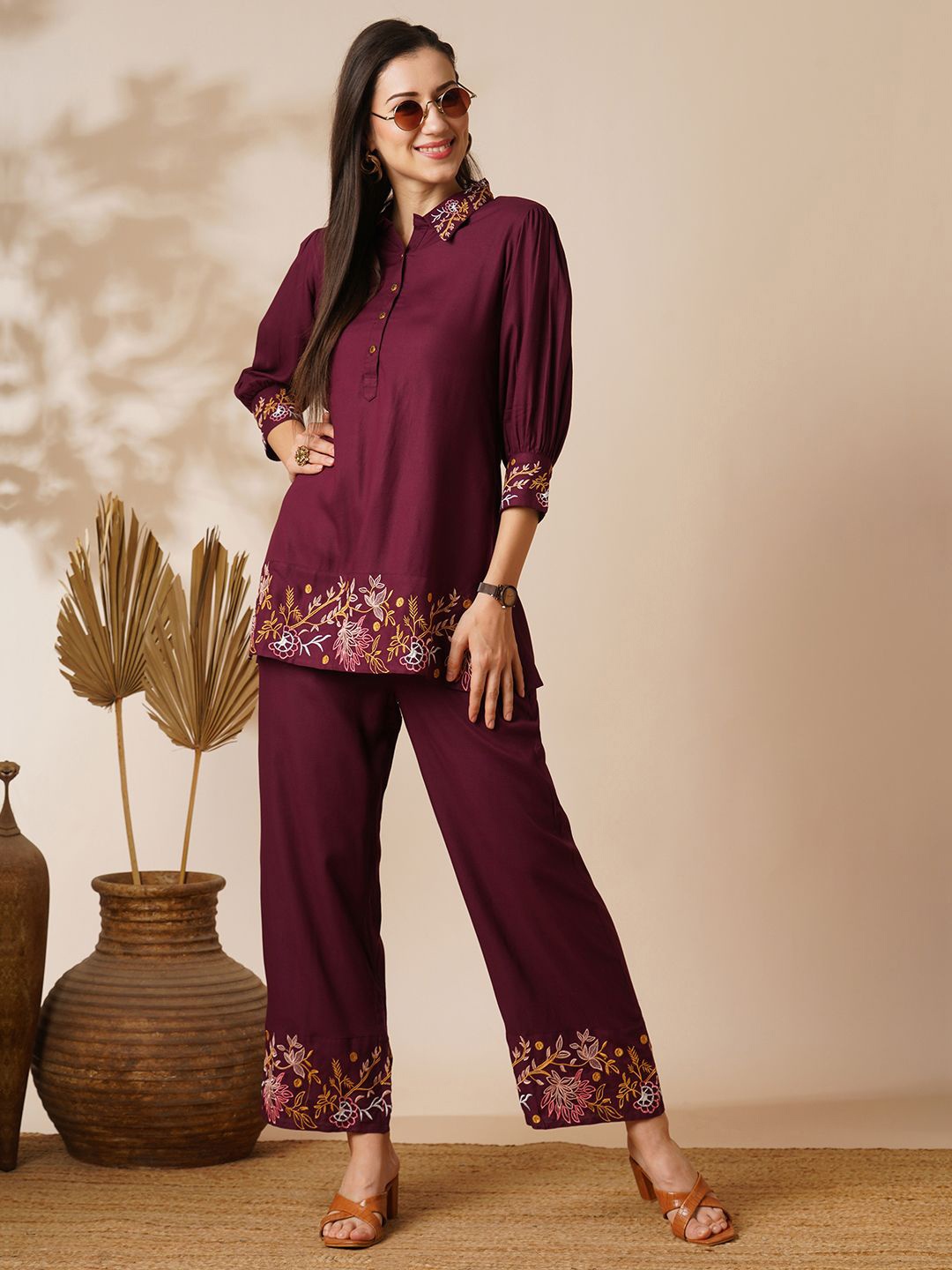 

Globus Floral Embroidered Shirt Collar Cuffed Sleeves Top & Trousers, Purple