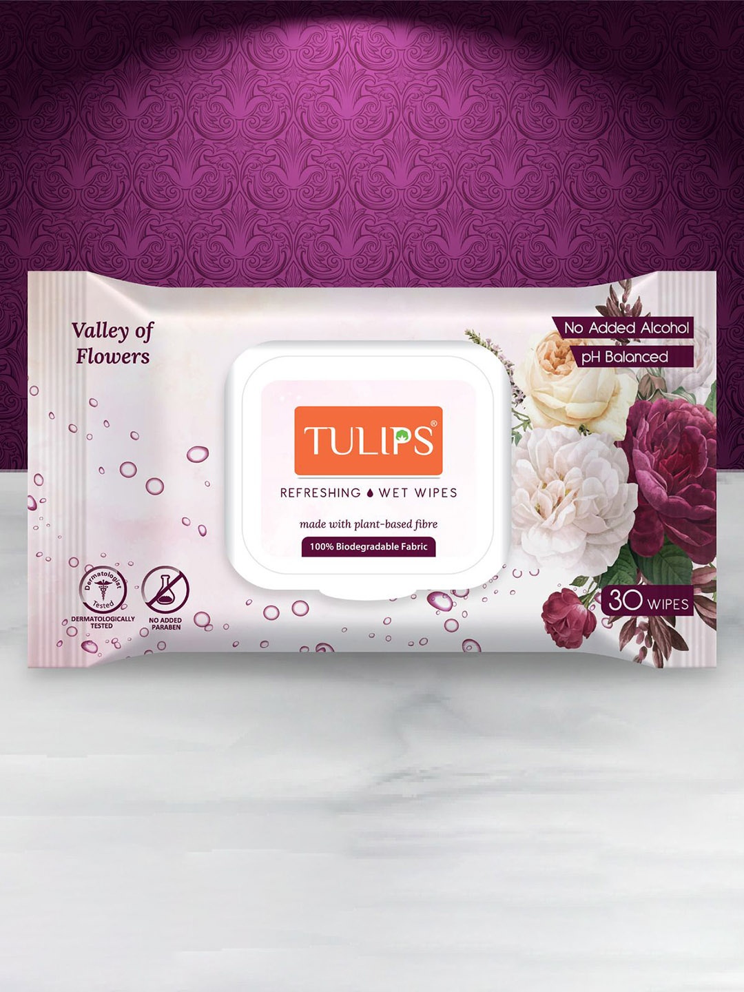 

TULIPS Set Of 2 Refreshing Wet Wipes With Aloe Vera, Transparent