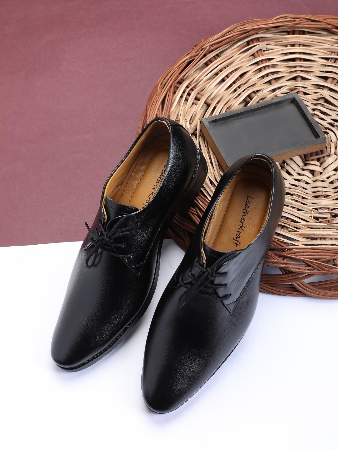 

LeatherKraft Men Formal Derbys, Black