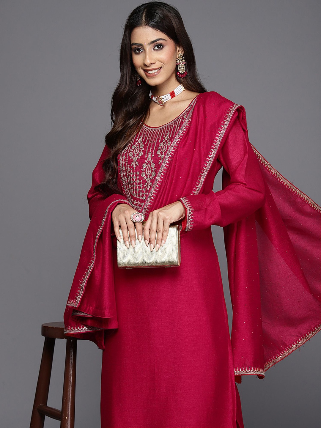 

Anouk Ethnic Motifs Embroidered Regular Sequinned Straight Kurta with Trousers & Dupatta, Pink