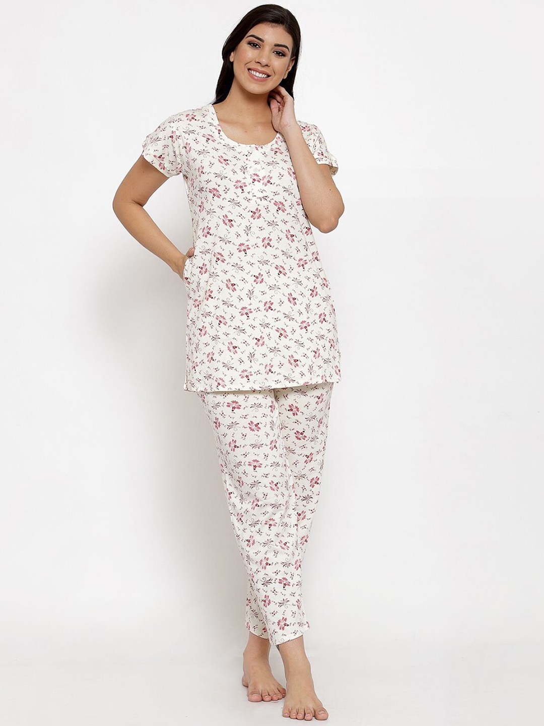 

SHYAM SONS FLAIR Women Round Neck Printed Night suit, White