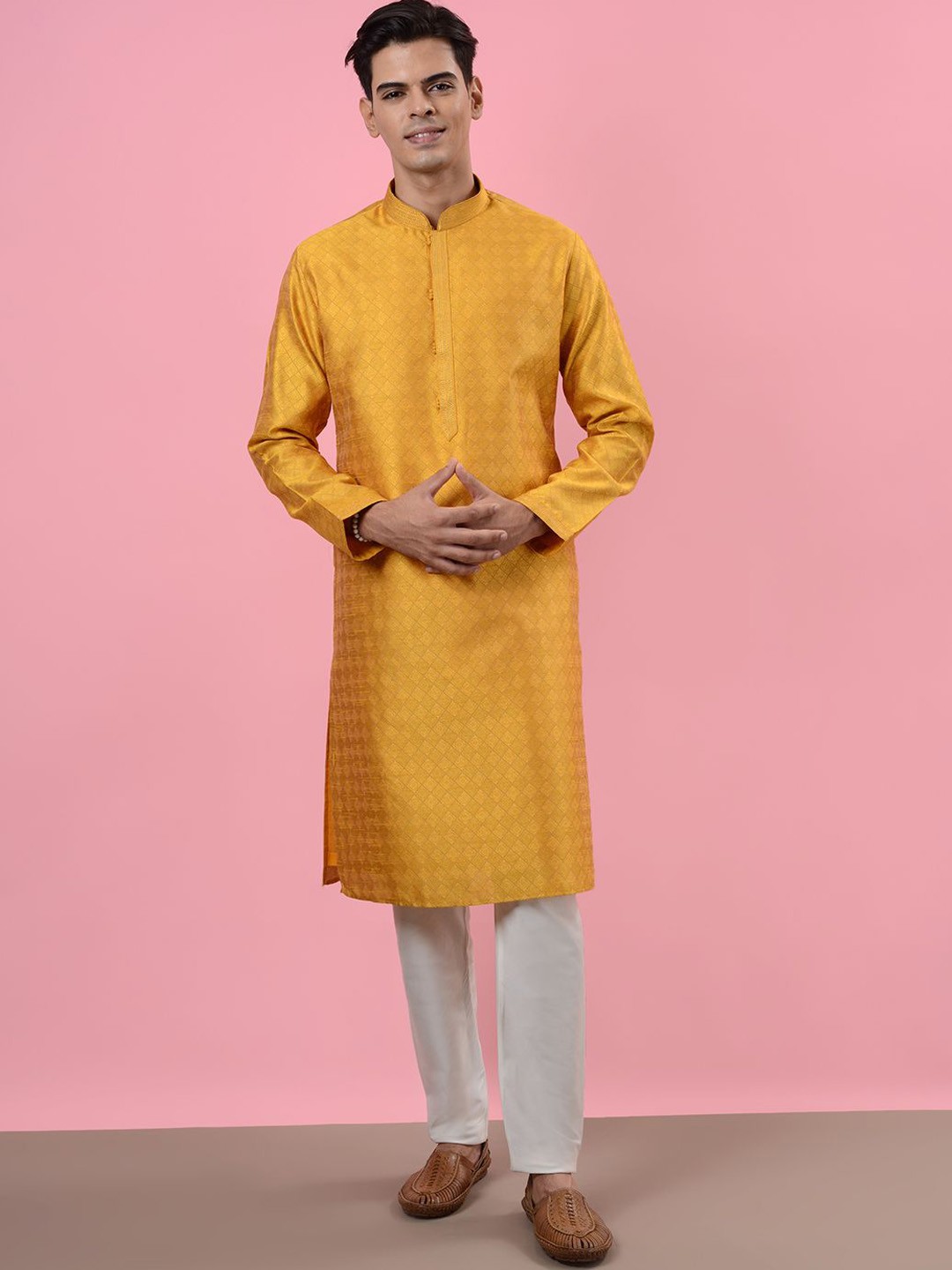 

azania Geometric Woven Design Mandarin Collar Straight Kurta with Trouser, Gold