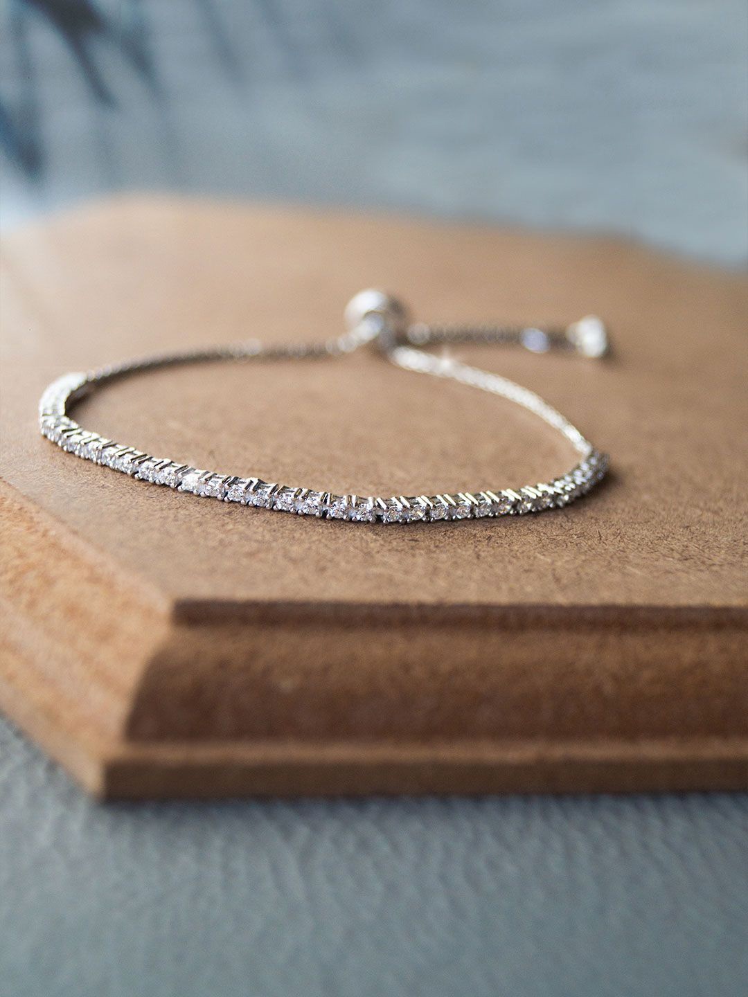 

MANNASH Sterling Silver Cubic Zirconia Rhodium-Plated Link Bracelet