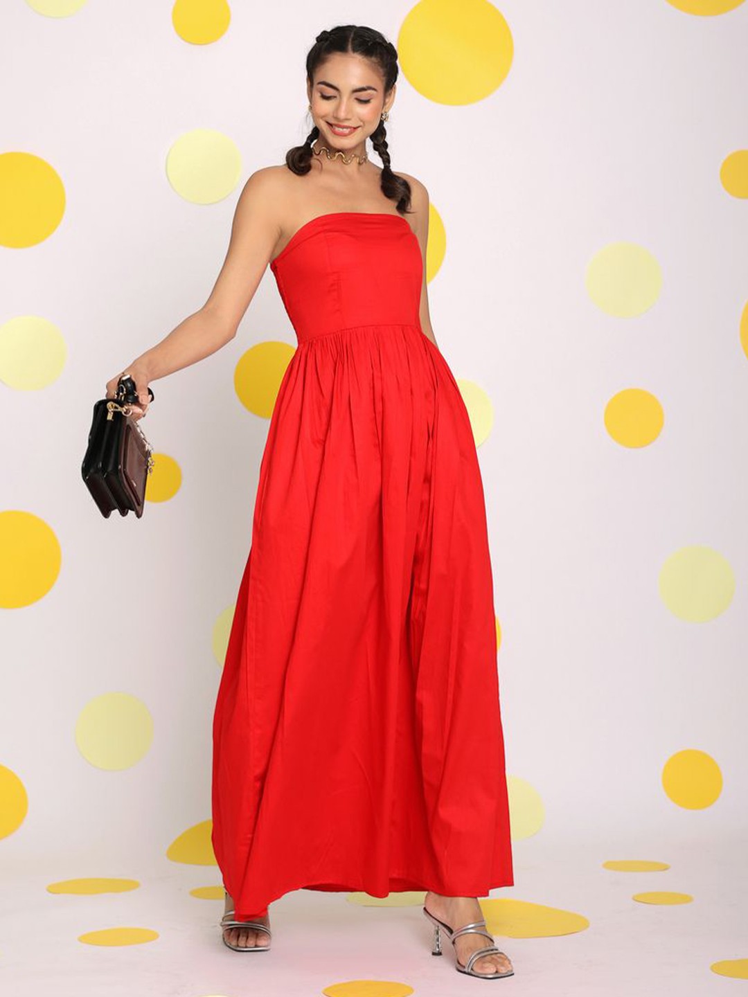 

KAORI BY SHREYA AGARWAL Women Solid Off-Shoulder Maxi Dress, Red
