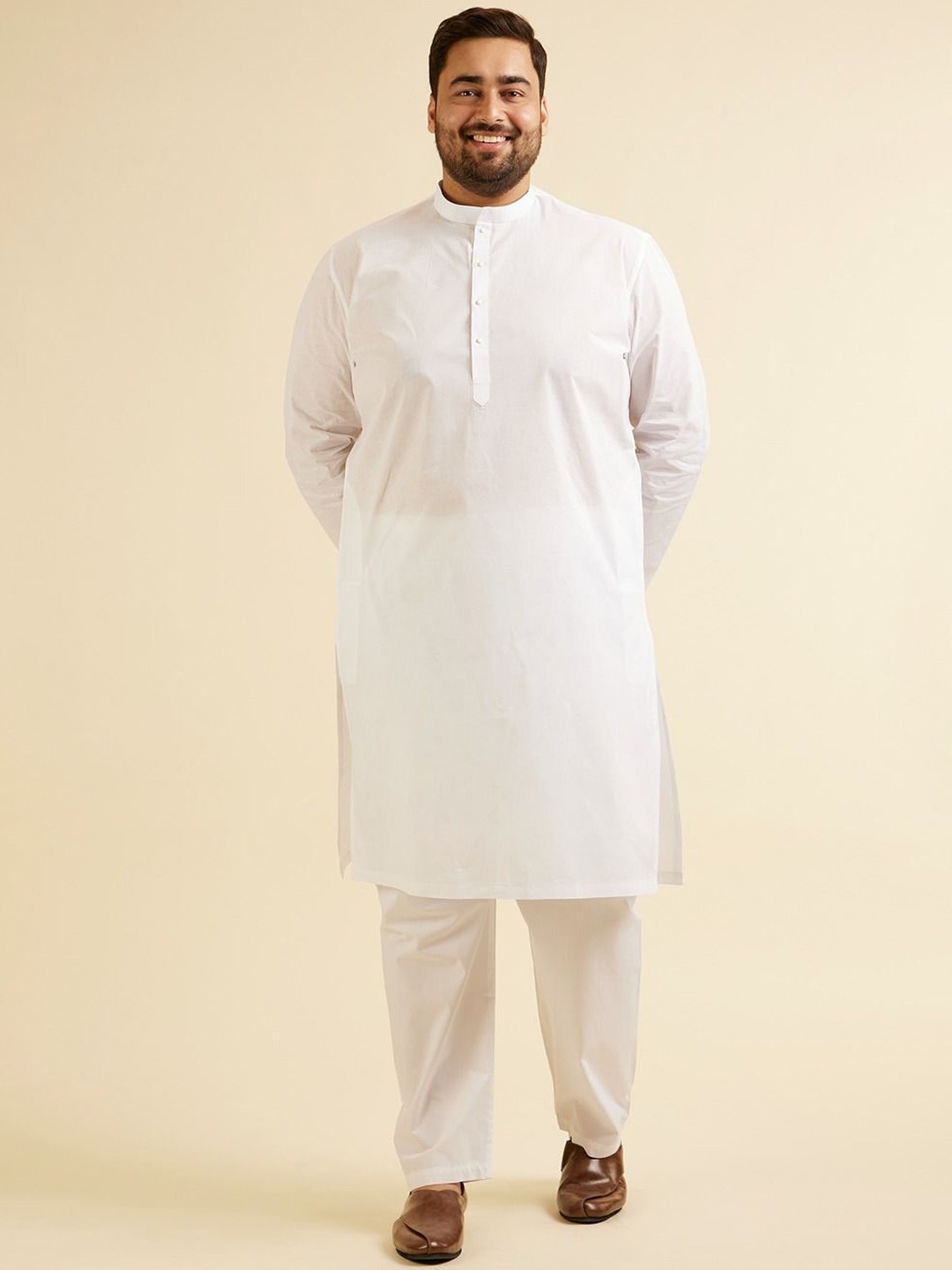 

Manyavar Plus Size Mandarin Collar Kurta with Pyjama, White