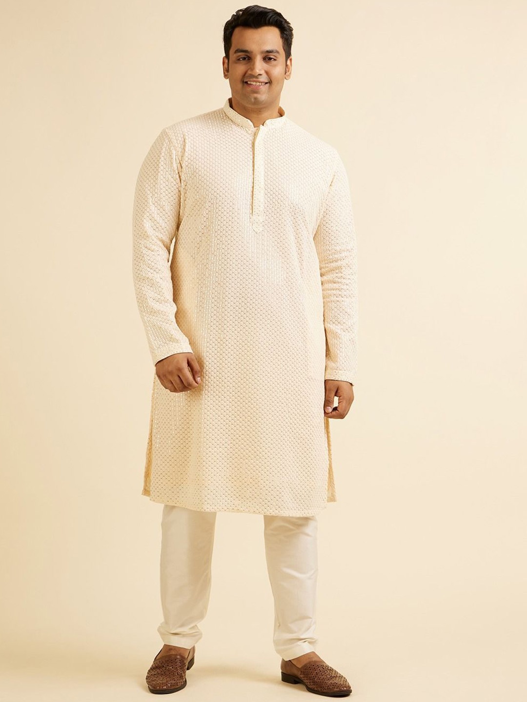 

Manyavar Plus Size Ethnic Motifs Embroidered Sequinned Kurta with Pyjamas, Cream