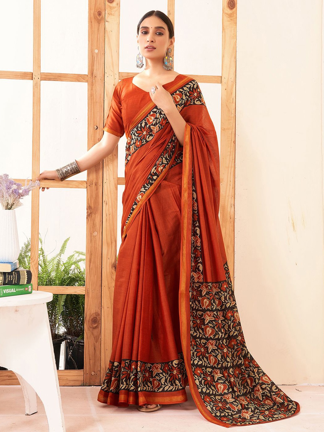 

Mitera Floral Printed Zari Pure Cotton Dabu Saree, Orange