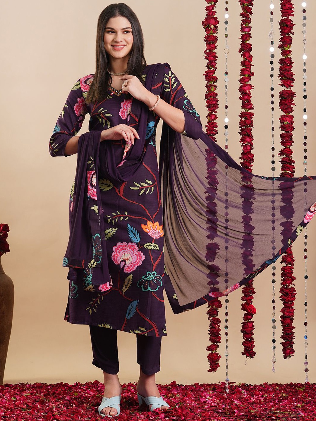 

KALINI Floral Printed Regular Straight Kurta with Trousers & Dupatta, Purple