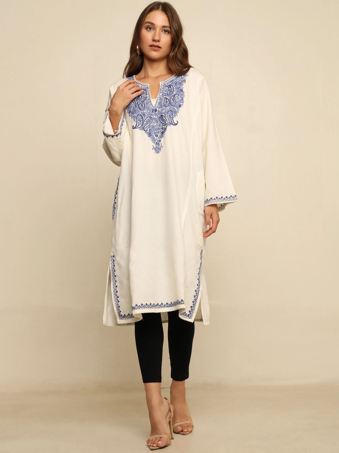 

CRAFTBAZAR Floral Kashmiri Embroidered Notch Neck Straight Kurta, White