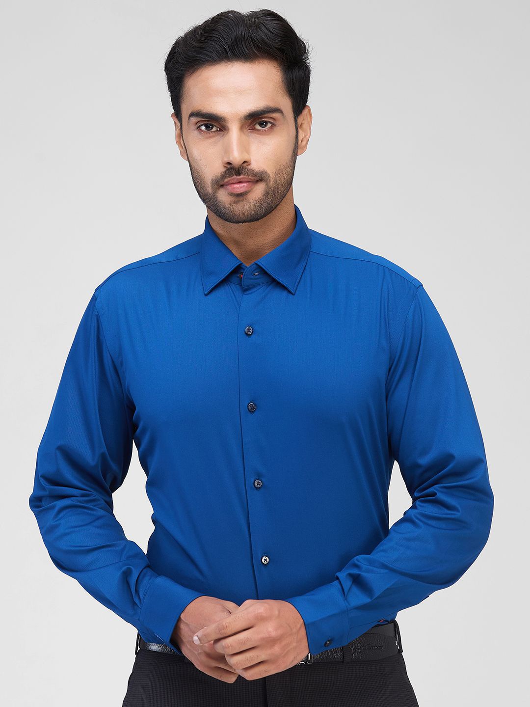 

Raymond Men Spread Collar Solid Formal Shirt, Blue