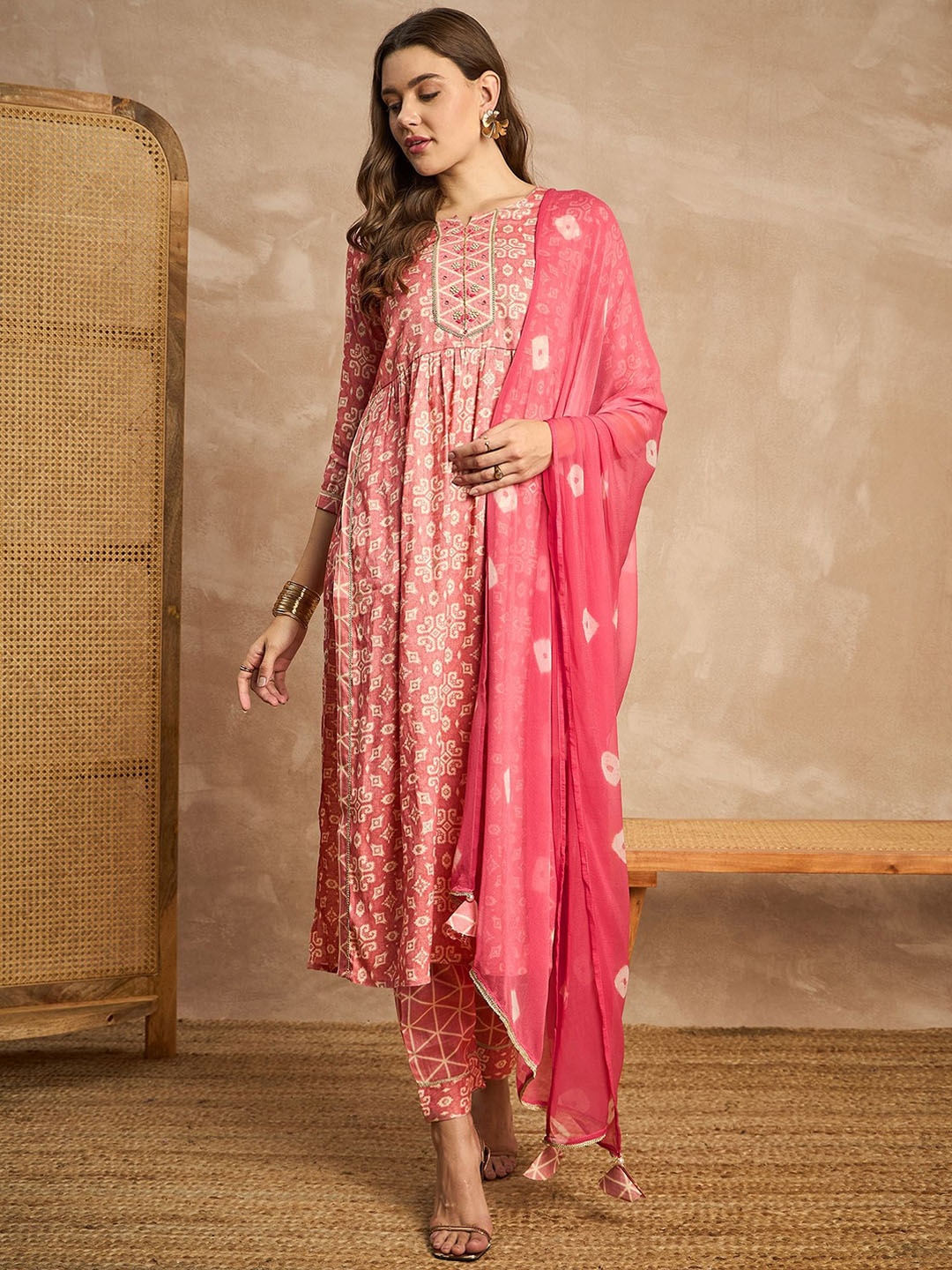 

all about you Pink Ethnic Motifs Printed Straight Kurta With Trouser & Dupatta