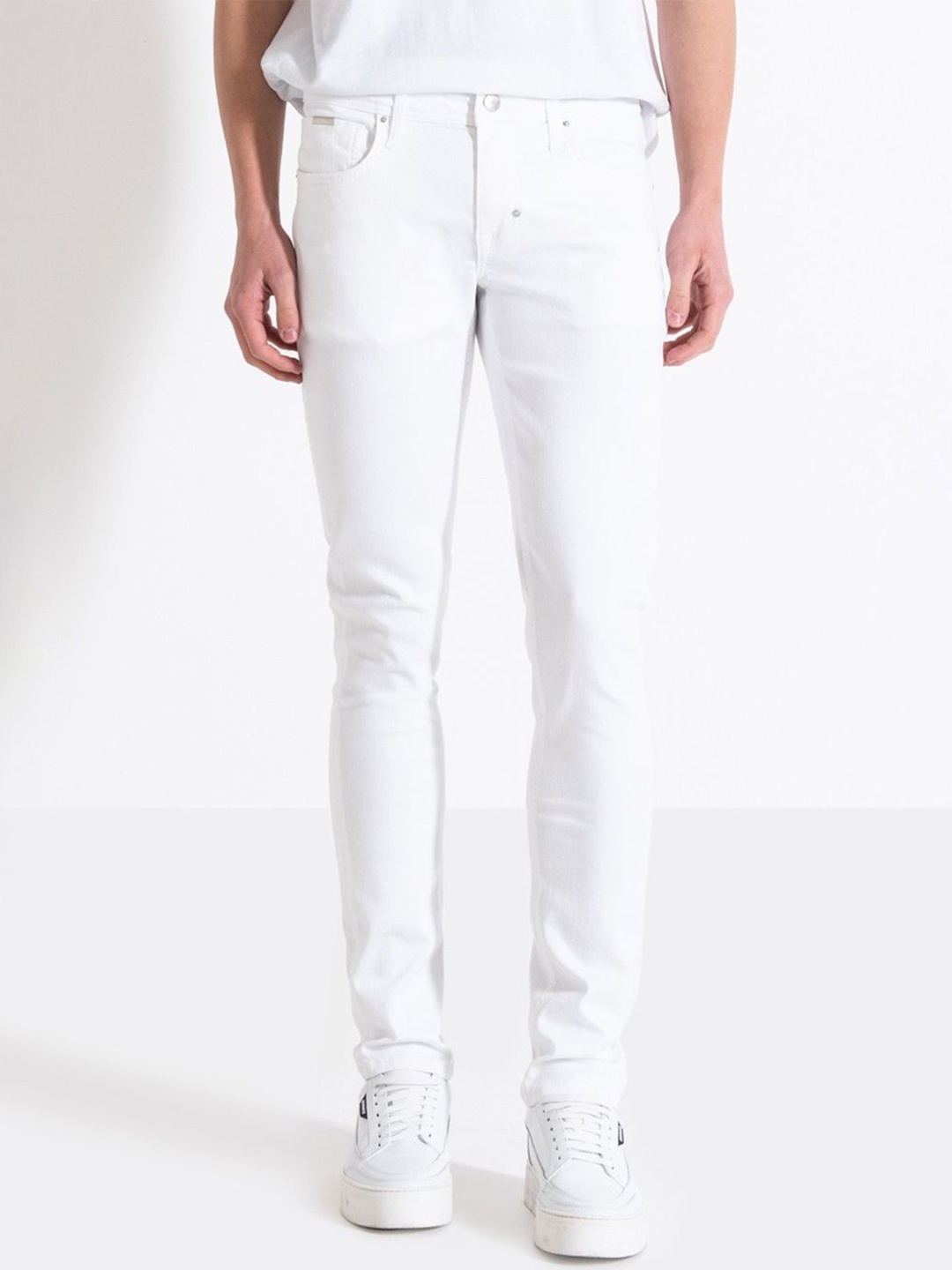 

Antony Morato Men Tapered Fit Jeans, White