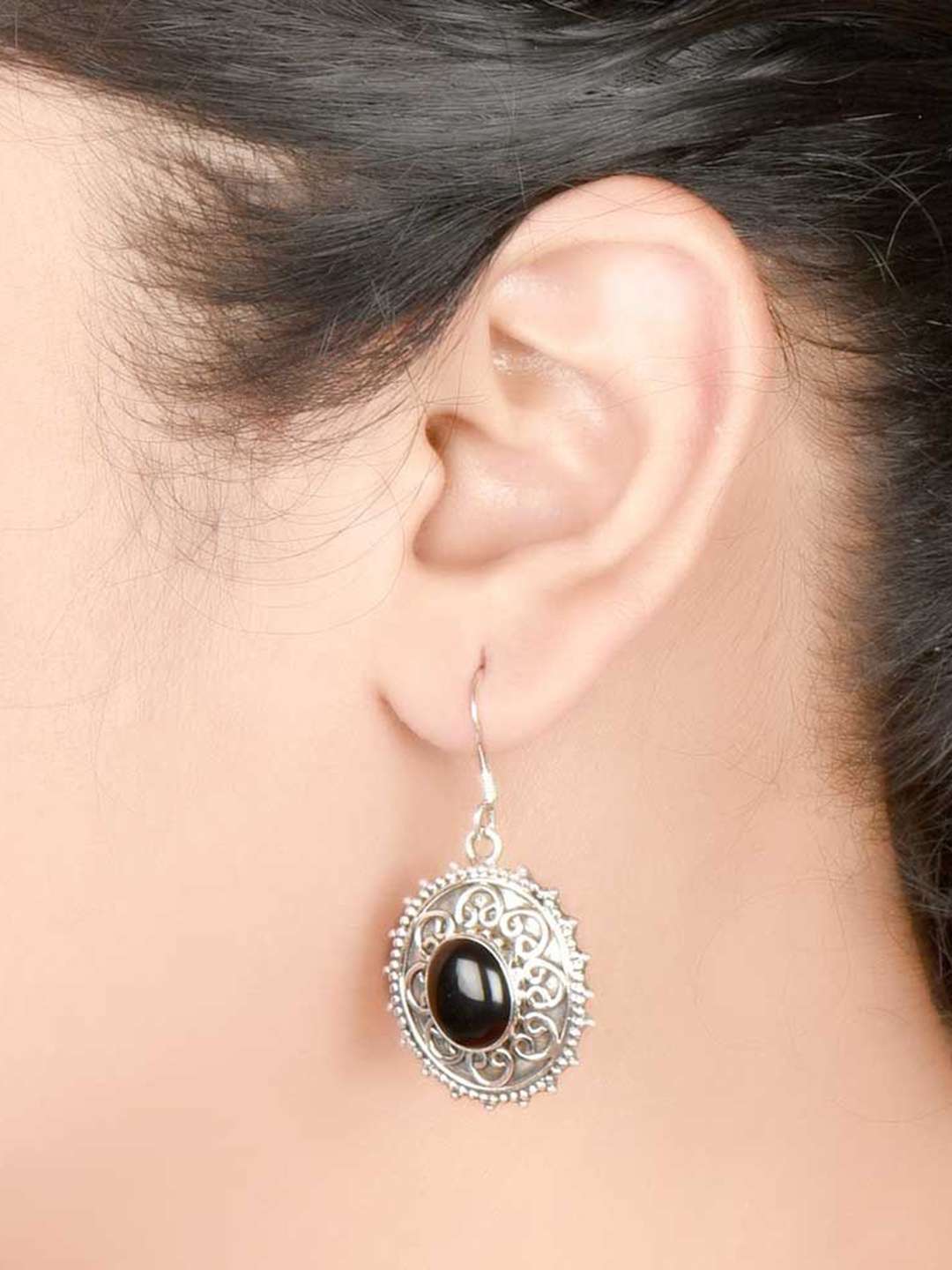 

Indianshelf 92.5 Sterling Silver Contemporary Stone Studded Drop Earrings