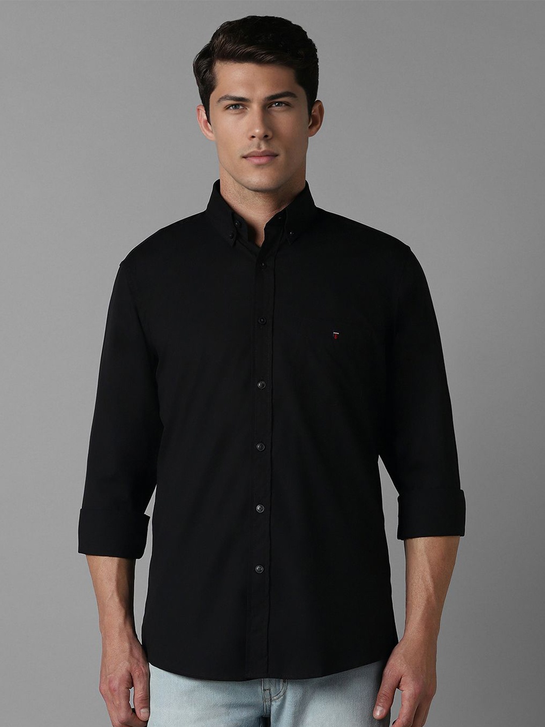 

Louis Philippe Sport Men Button-Down Collar Solid Cotton Slim Fit Casual Shirt, Black