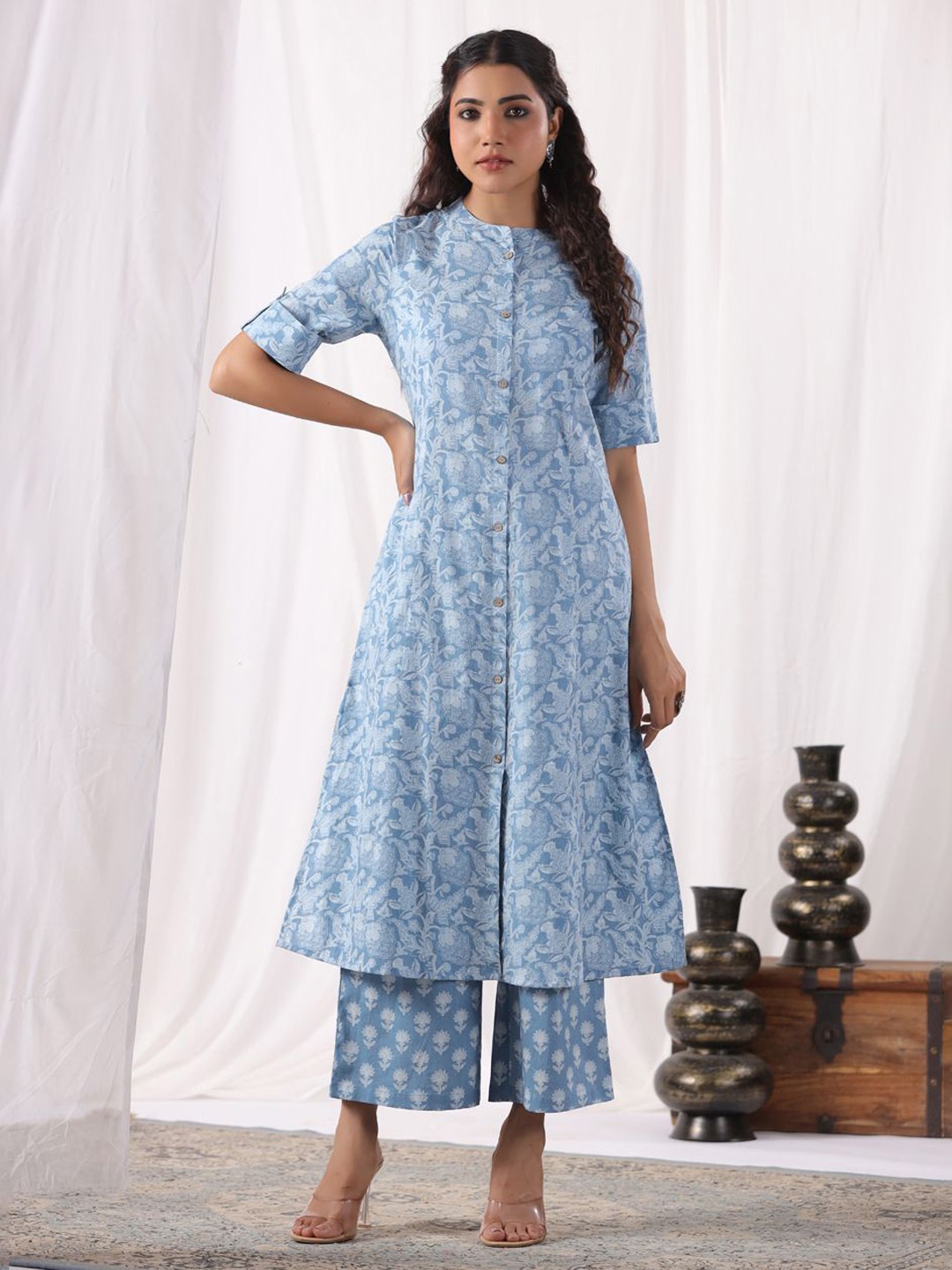 

PIROH Floral Printed Pure Cotton Kurta with Trousers, Blue