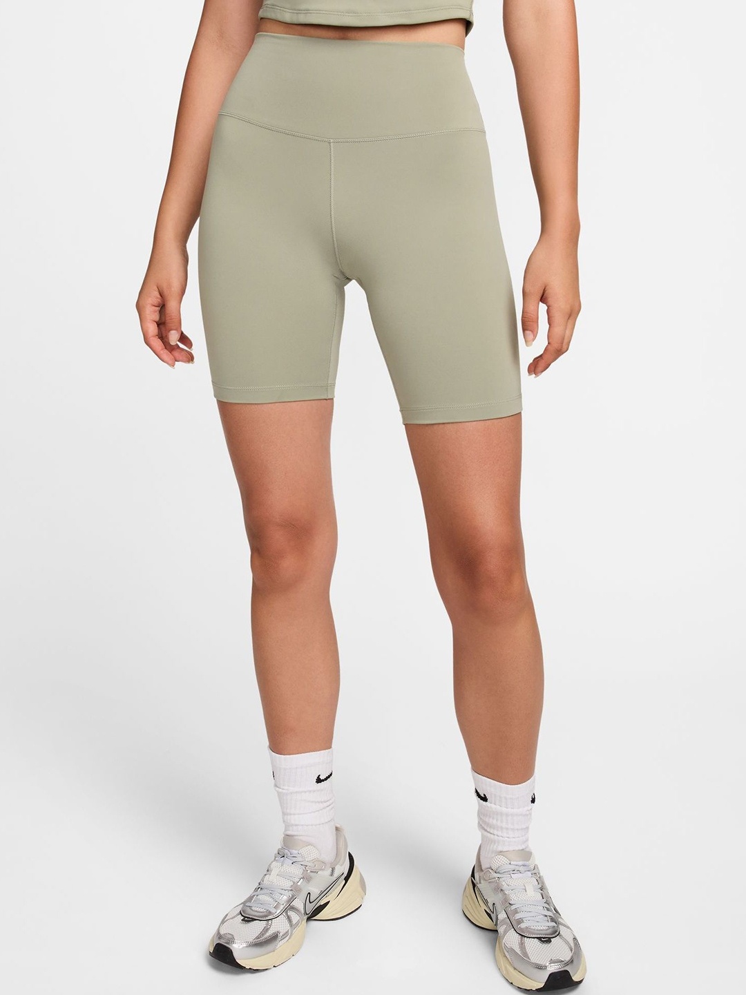 

Nike One Women's High-Waisted 20.5cm Biker Shorts, Green