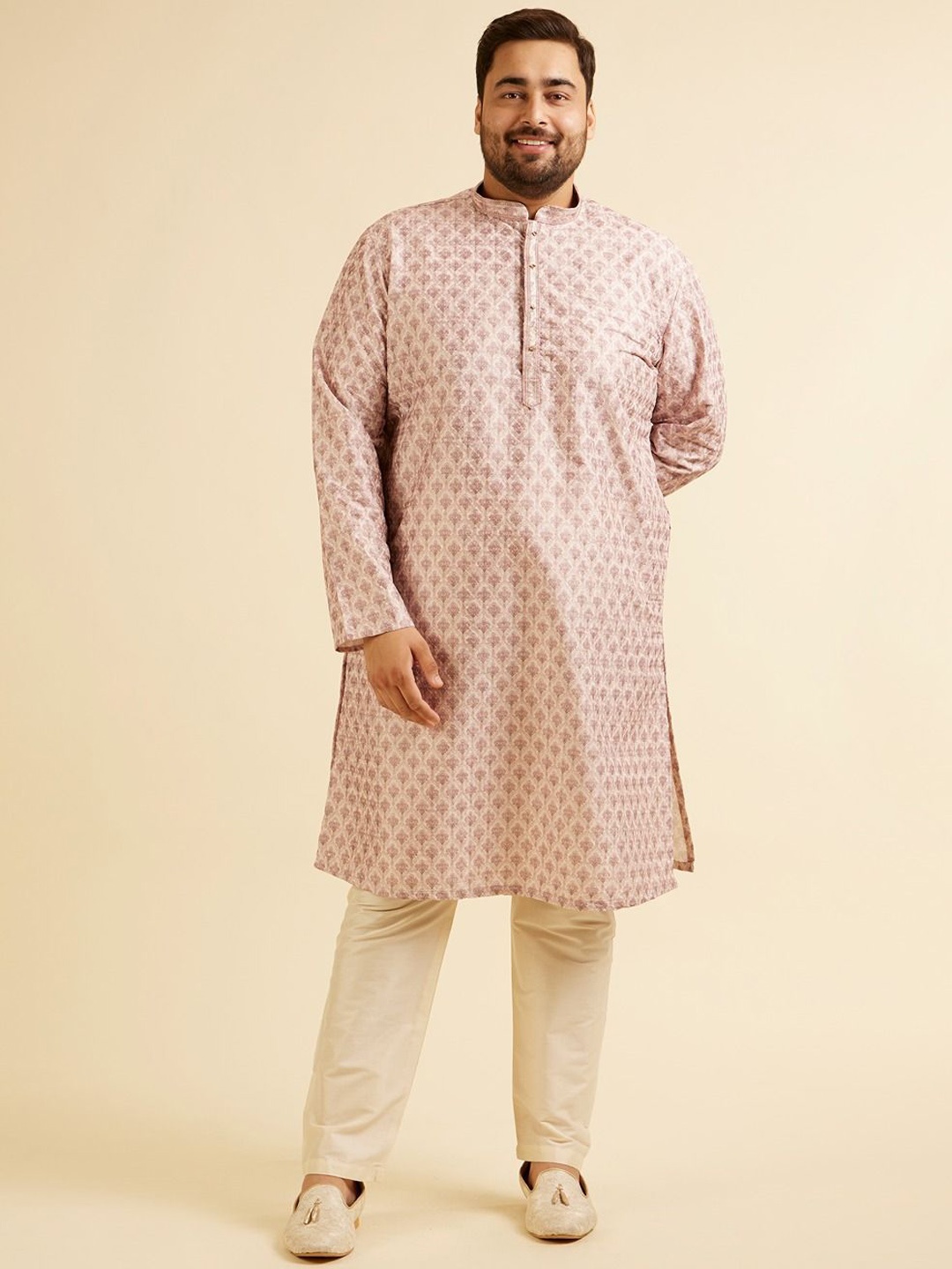 

Manyavar Plus Size Printed Thread Work Kurta with Pyjama, Peach