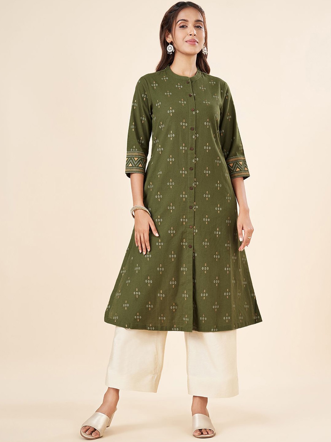 

RANGMANCH BY PANTALOONS Geometric Mandarin Collar A-Line Kurta, Olive