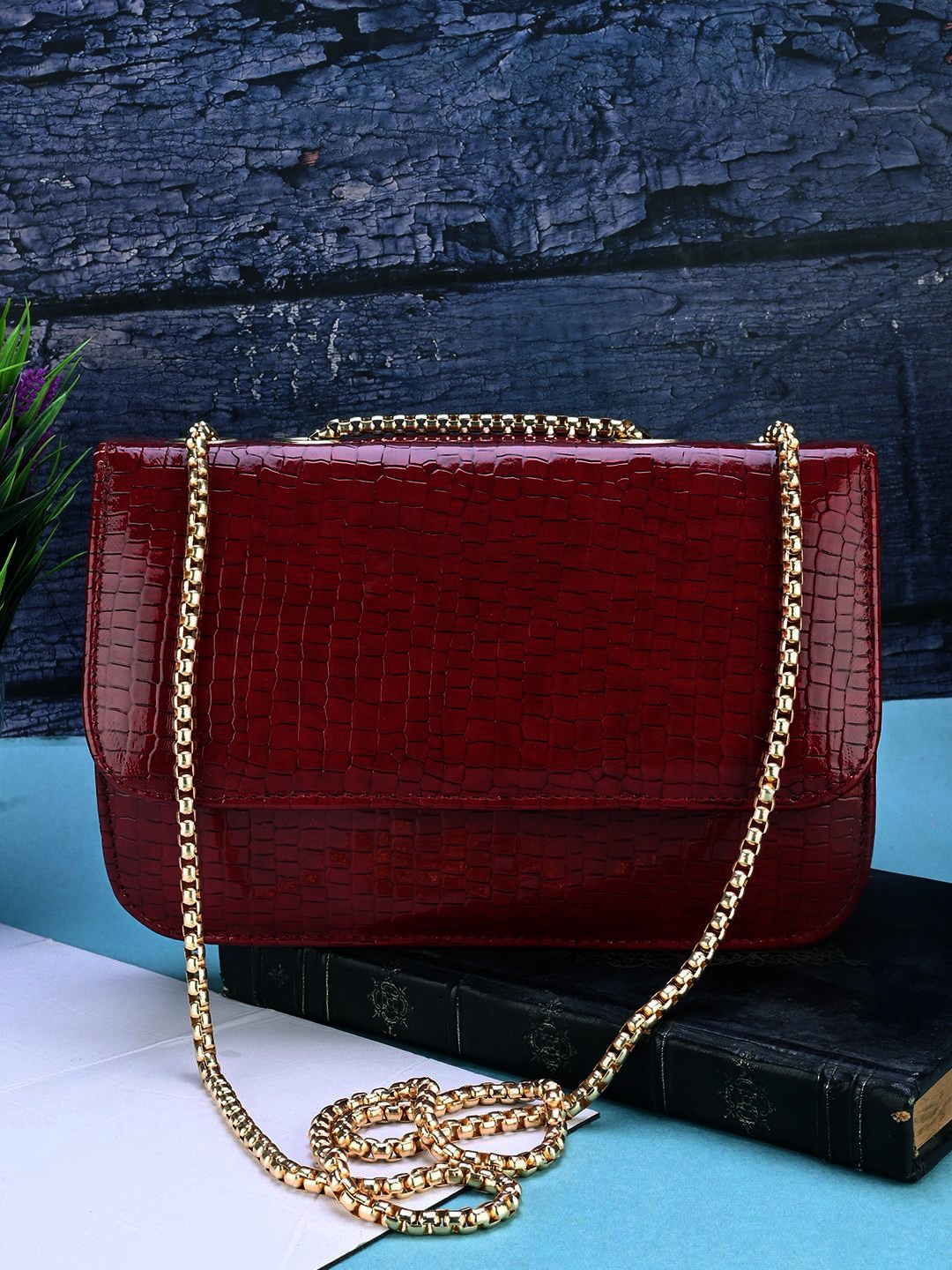 

ARKDAS Textured Structured Shoulder Bag with Quilted, Maroon