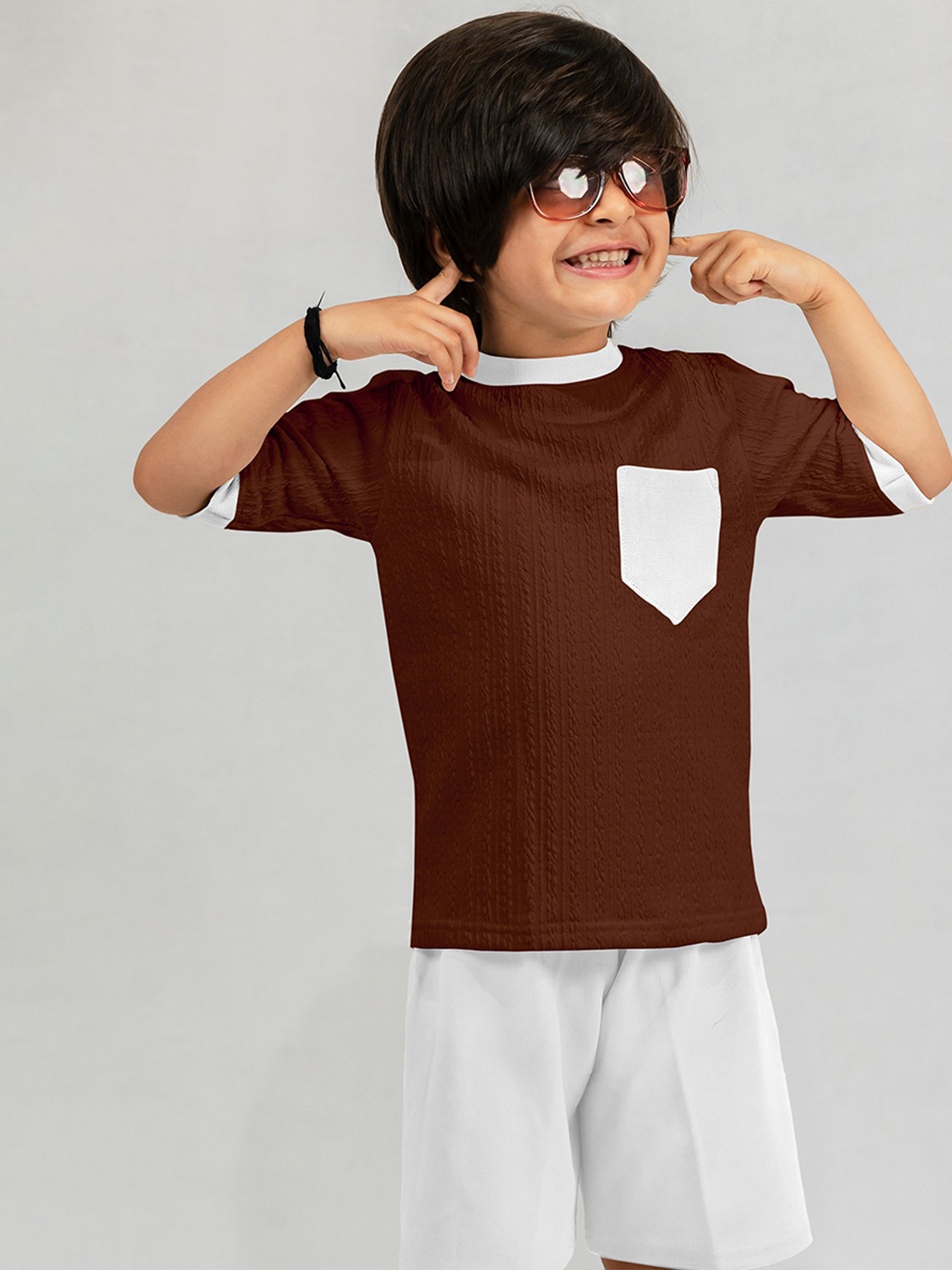

Emblica Unisex Kids Colourblocked Textured Casual T-shirt With Shorts, Black