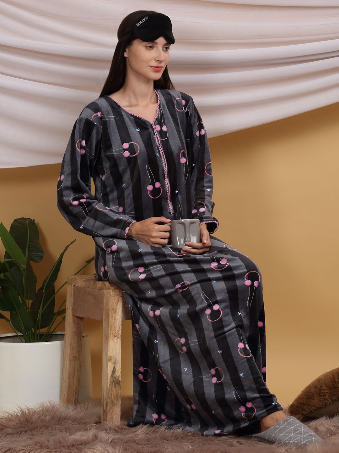 

Sweet Dreams Printed Maxi Nightdress, Grey