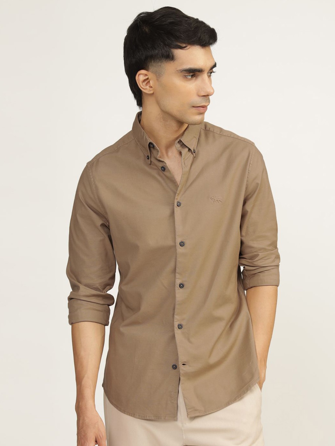

Andamen Men Premium Button-Down Collar Solid Cotton Slim Fit Casual Shirt, Brown