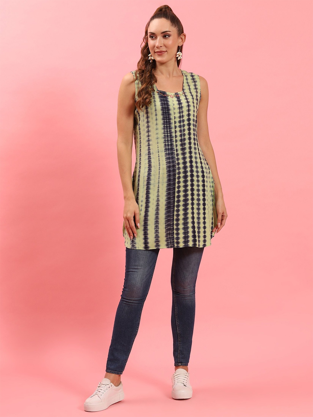 

Shree Liva Printed Tunic, Green