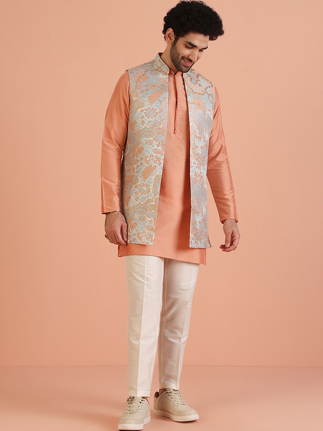 

KISAH Men Abstract Regular Fit Woven Design Kurta Nehru Jacket Trouser Set, Blue