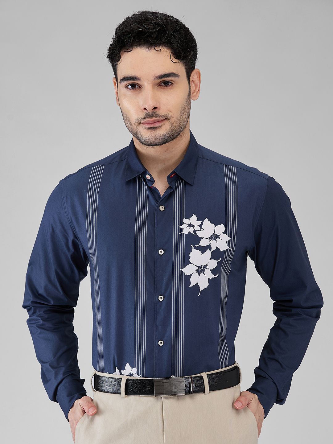 

Raymond Men Spread Collar Floral Printed Cotton Casual Shirt, Blue