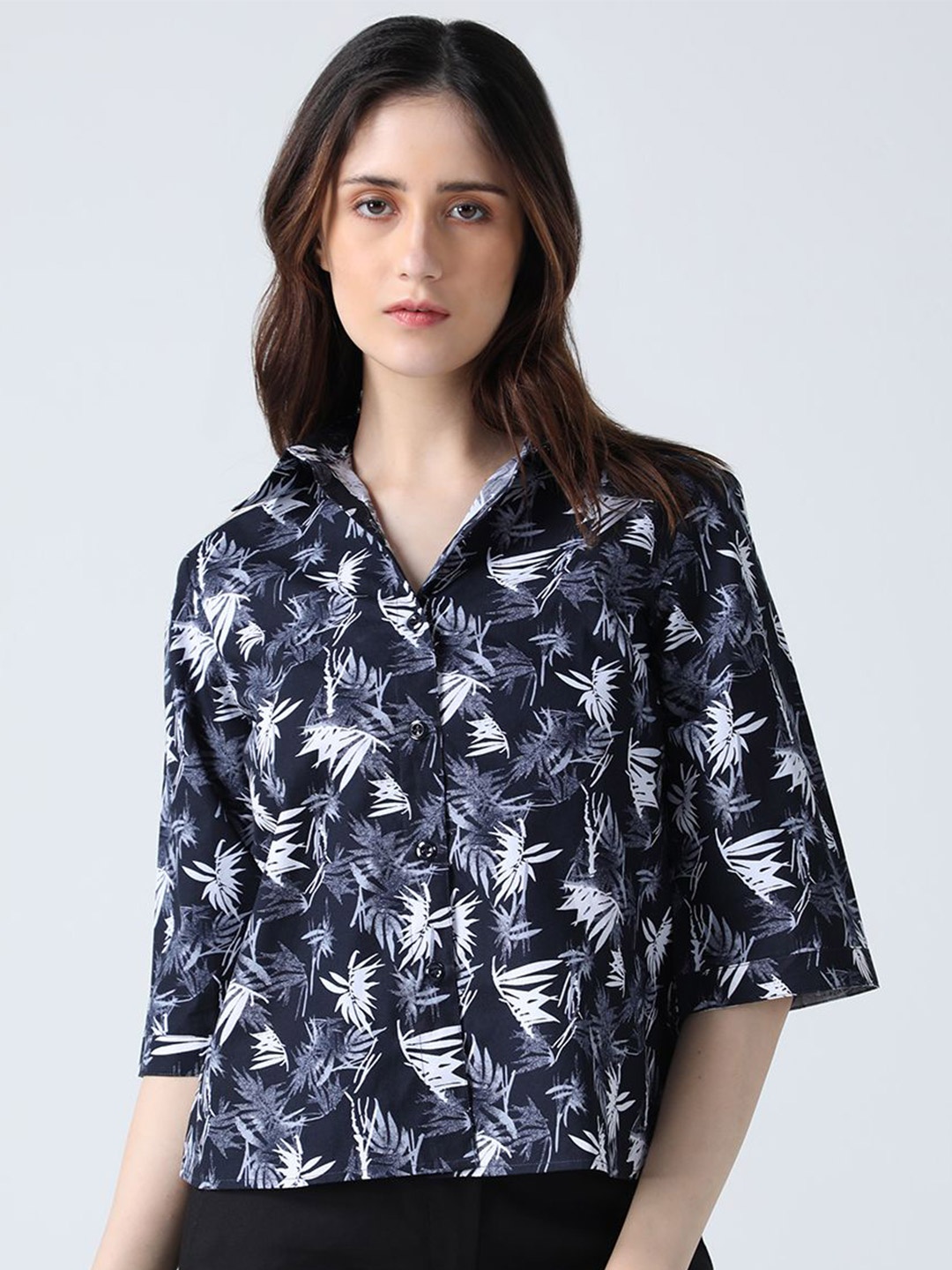 

IDK Women Tropical Printed Shirt Collar Top, Black