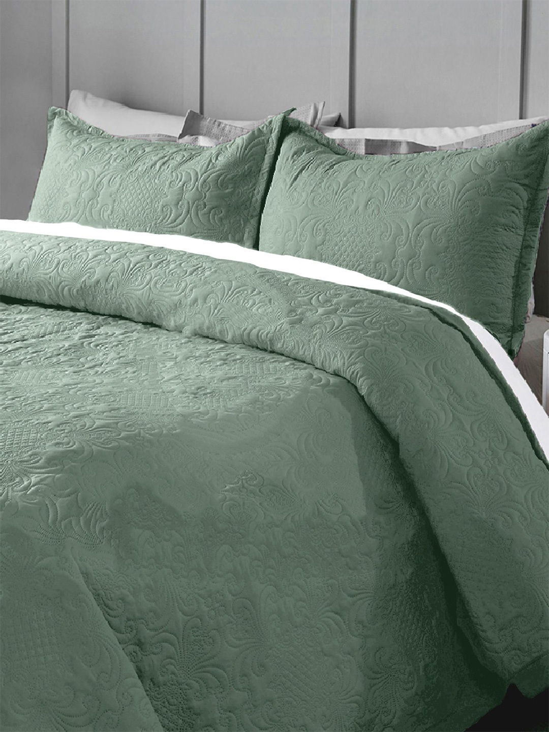 

LABHAM Sensation Ultrasonic Quilted 300TC King Bed Cover with 2 Pillow Covers, Olive