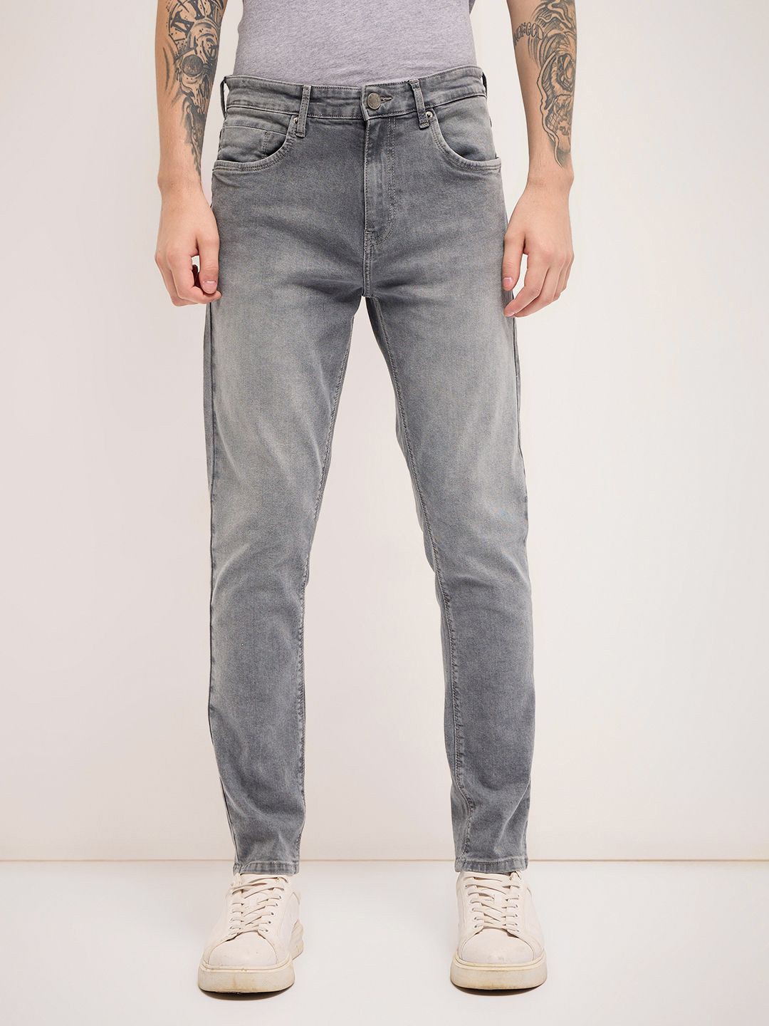 

THE BEAR HOUSE Men Slim Fit Light Fade Jeans, Grey