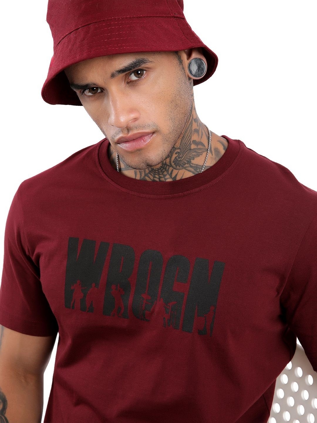 

WROGN Men Typography Printed Round Neck Pure Cotton Slim Fit T-shirt, Maroon