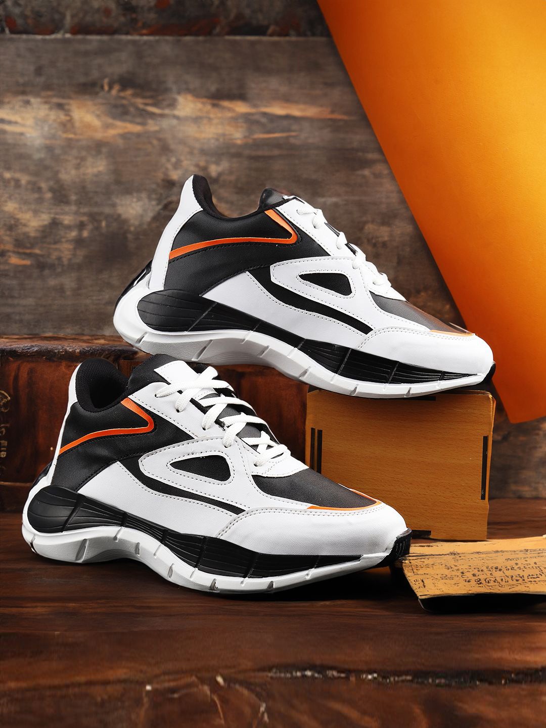 

Mr.wonker Men Colourblocked Sneakers, White