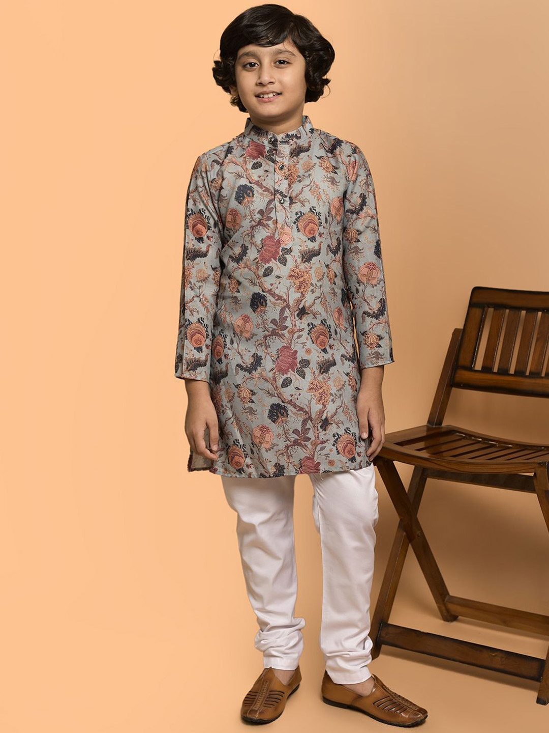 

PRINTCULTR Boys Floral Printed Mandarin Collar Pure Cotton Straight Kurta, Grey