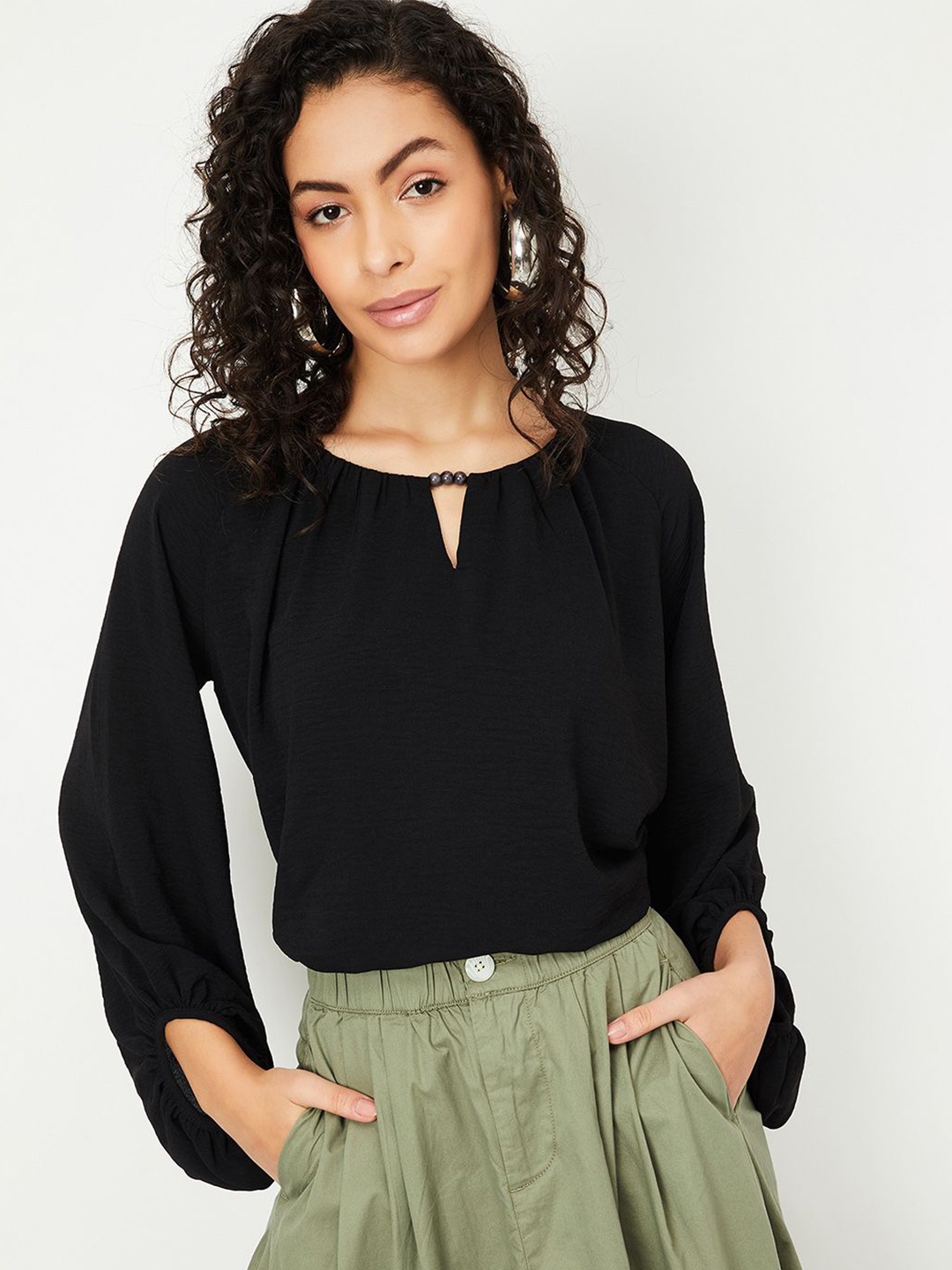 

max Women Solid Keyhole Neck Top, Black