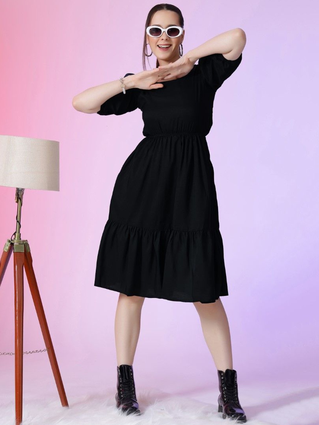 

Krunal Raiyani Puff Sleeve Applique Fit & Flare cotton solid Dress, Black