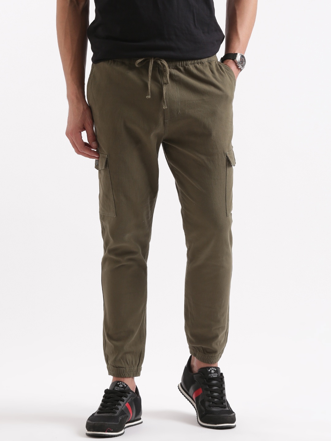 

WROGN Men Slim Fit Cargos Trousers, Olive
