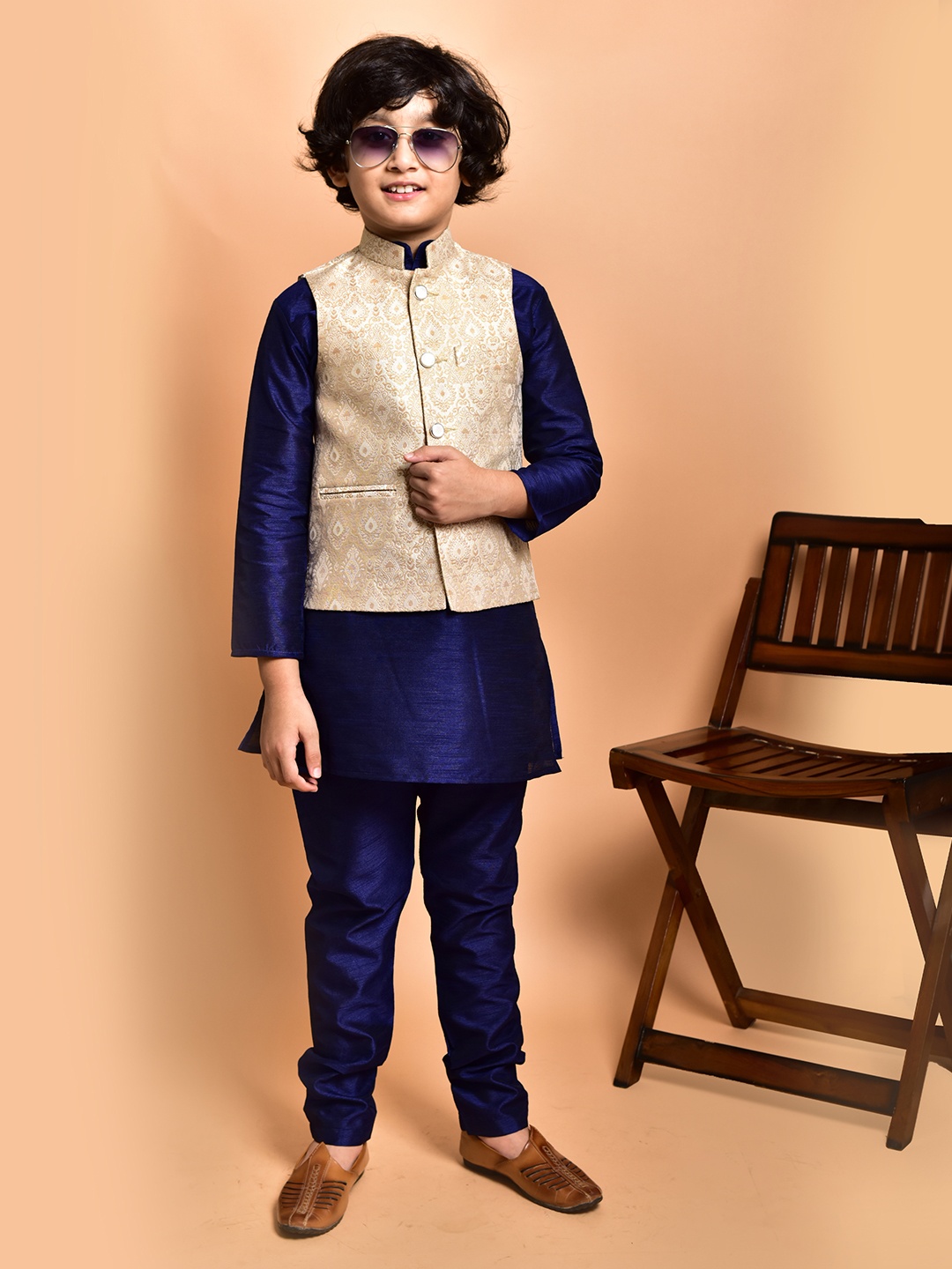 

PRINTCULTR Boys Mandarin Collar Straight Kurta With Churidar And Woven Design Nehru jacket, Navy blue