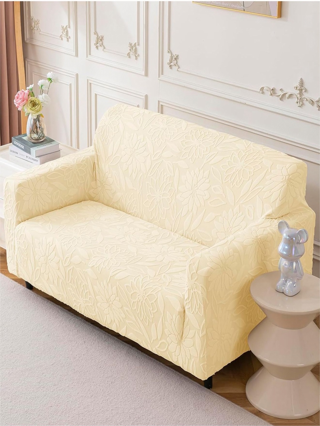 

HOUSE OF QUIRK Cream-Coloured Jacquard Soft Touching 5 Seater Sofa Cover