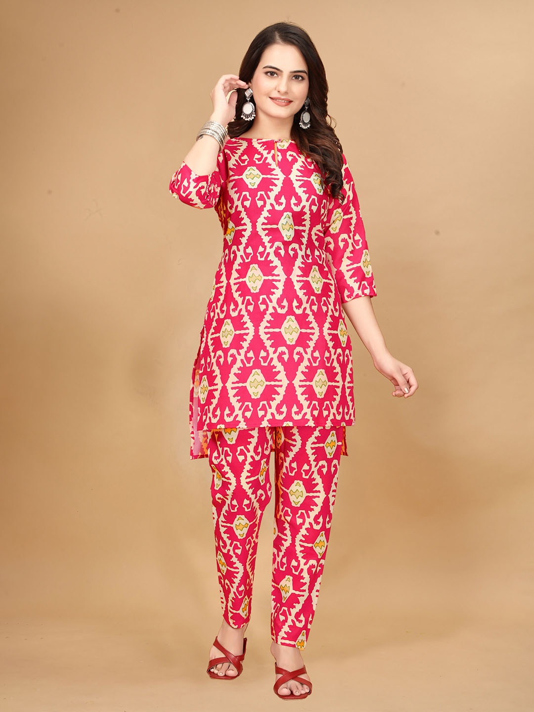 

nirja Fab Ethnic Motifs Printed Pure Cotton Straight Kurta with Trousers, Pink