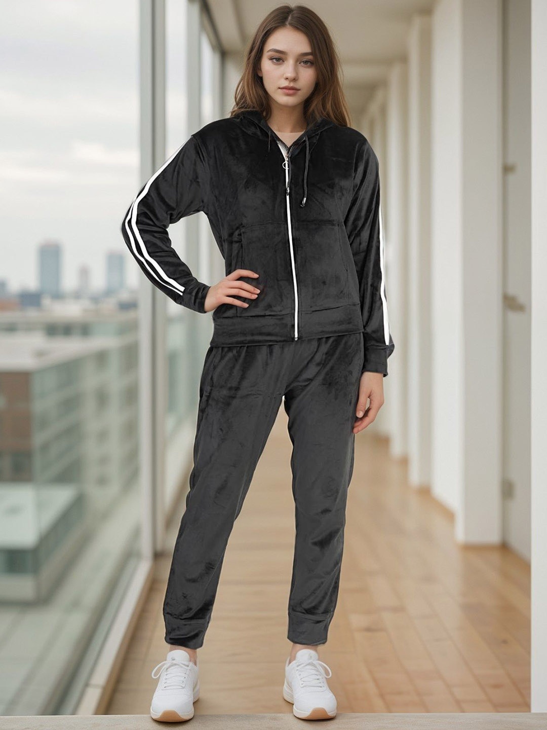 

BAESD Hooded Sweatshirt With Joggers, Black