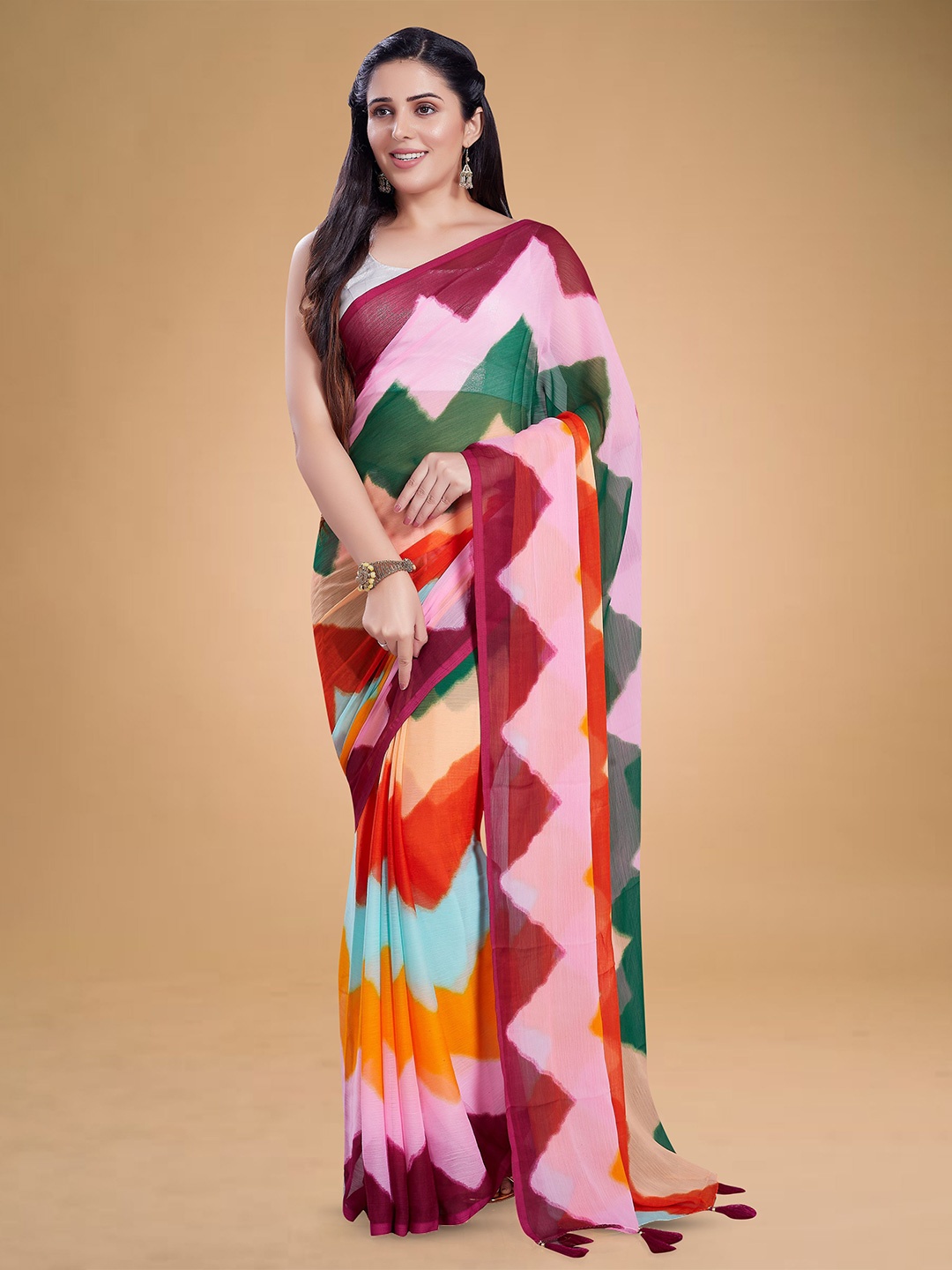 

Rani Saahiba Colourblocked Leheriya Saree, Green