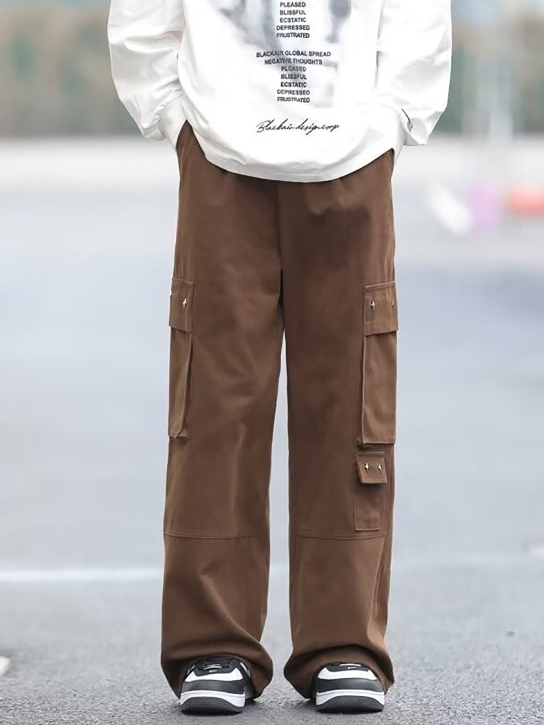 

StyleCast x Revolte Men Straight Fit Easy Wash Cargos Trousers, Brown