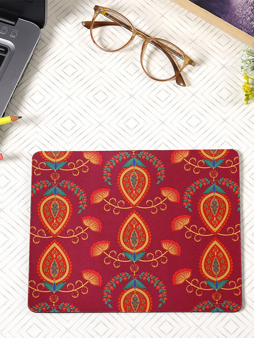 

PENTADECO Red & Blue Ethnic Motifs Printed Square Shaped Note Pad Stationery