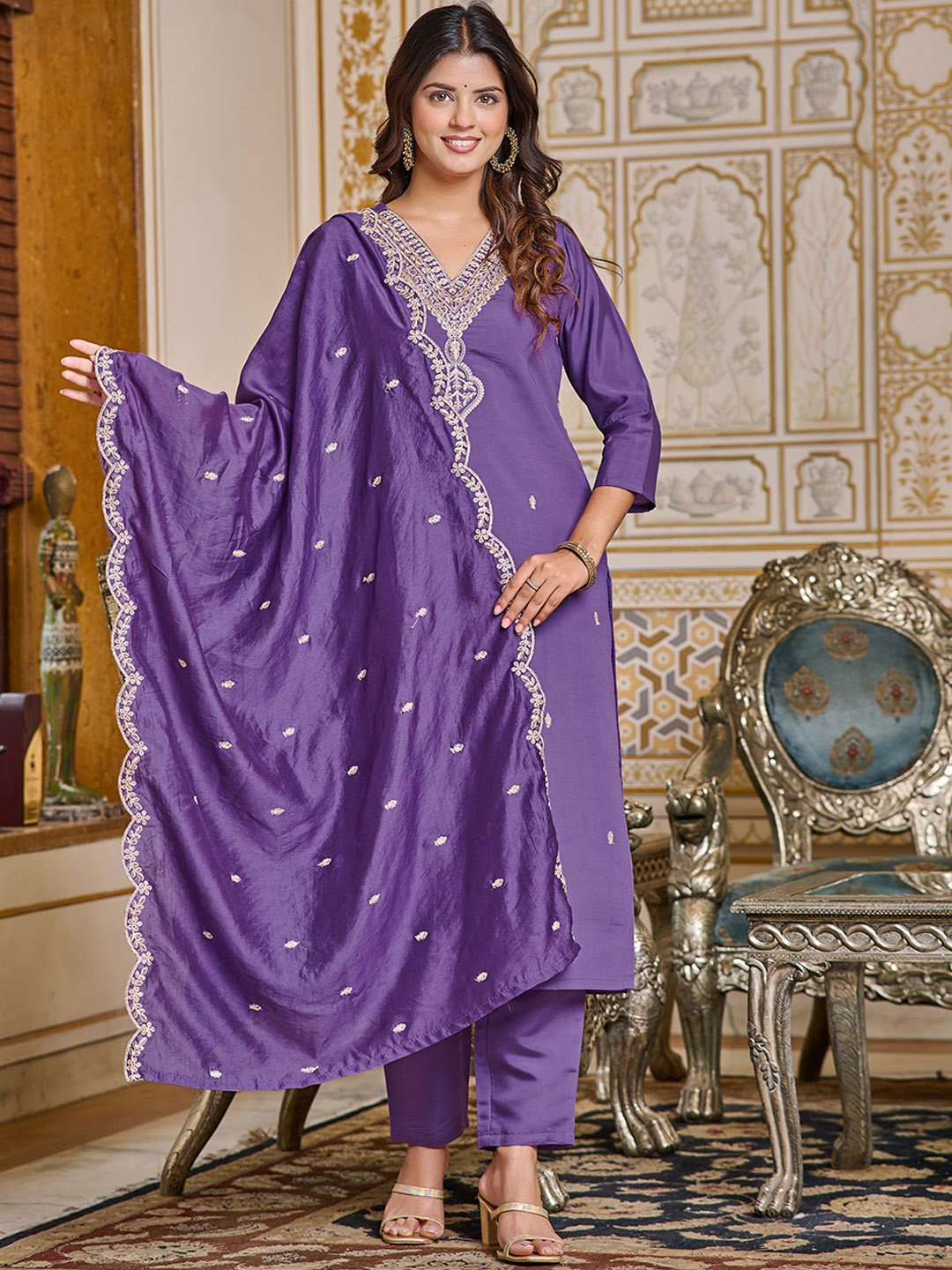 

KALINI Floral Embroidered Regular Sequinned Straight Kurta with Trousers & Dupatta, Lavender