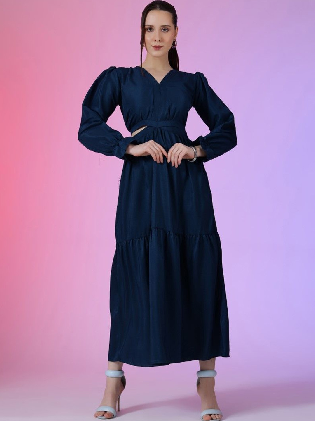 

Krunal Raiyani Women V-Neck Cuffed Sleeves Fit & Flare Maxi Dress, Blue
