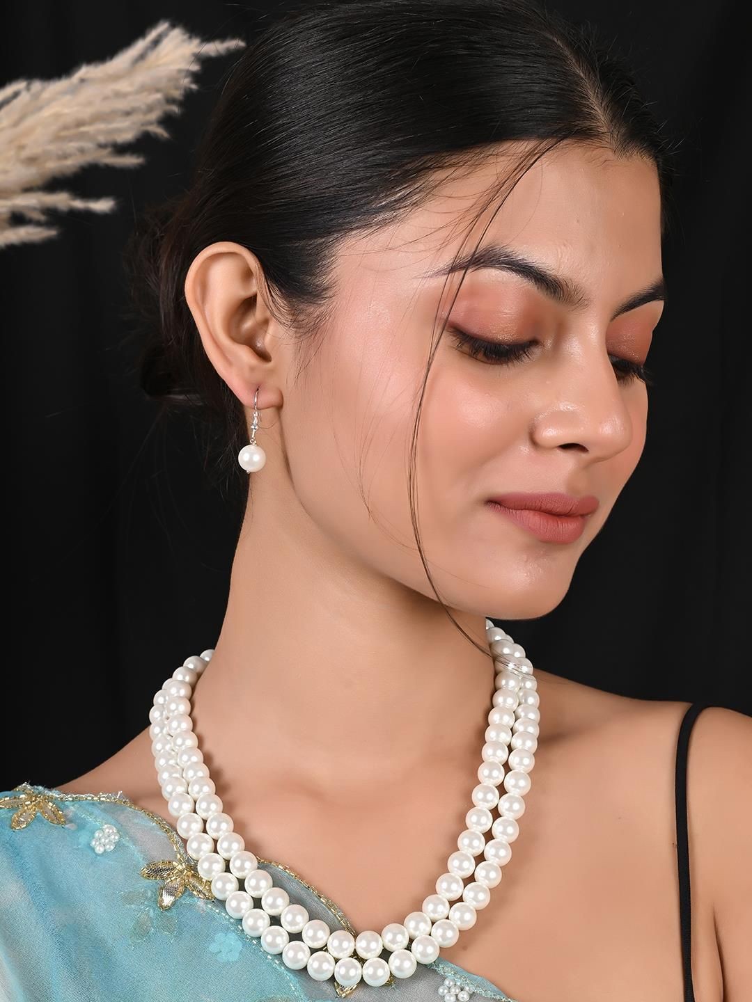 

RATNAVALI JEWELS Silver-Plated Pearls Beaded Jewellery Set, White