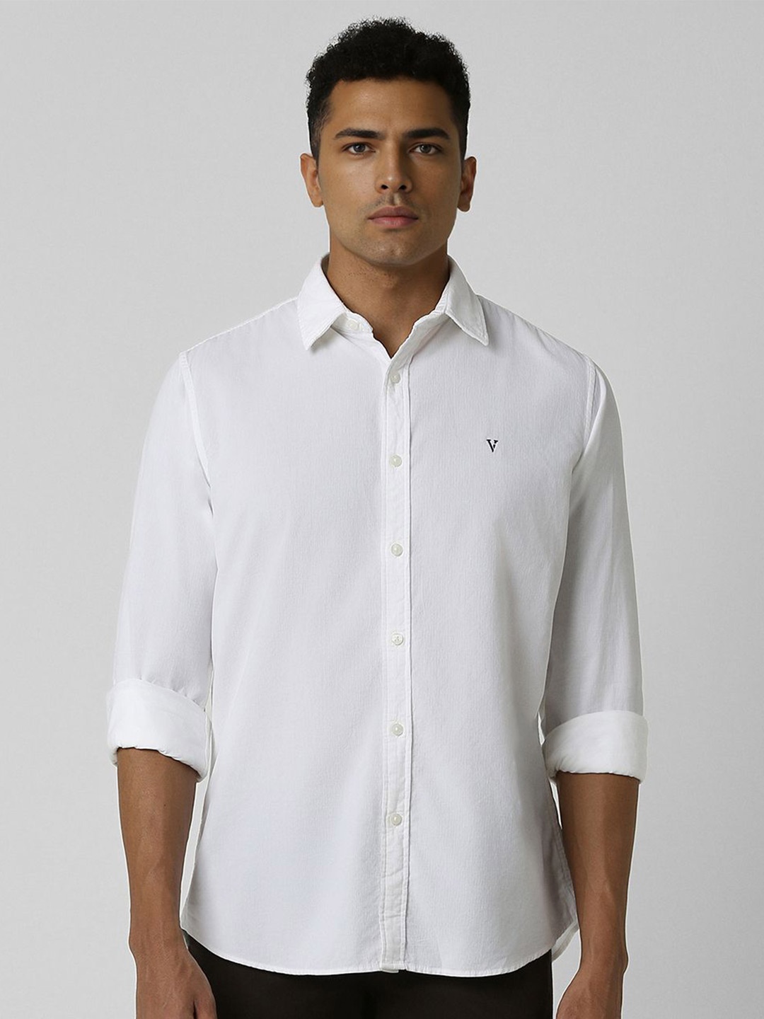 

Van Heusen Sport Men Slim Fit Solid Casual Shirt, White